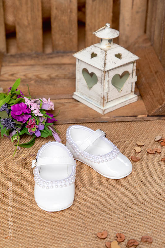 Baby Girls White Pearl Buckle Strap Shoes